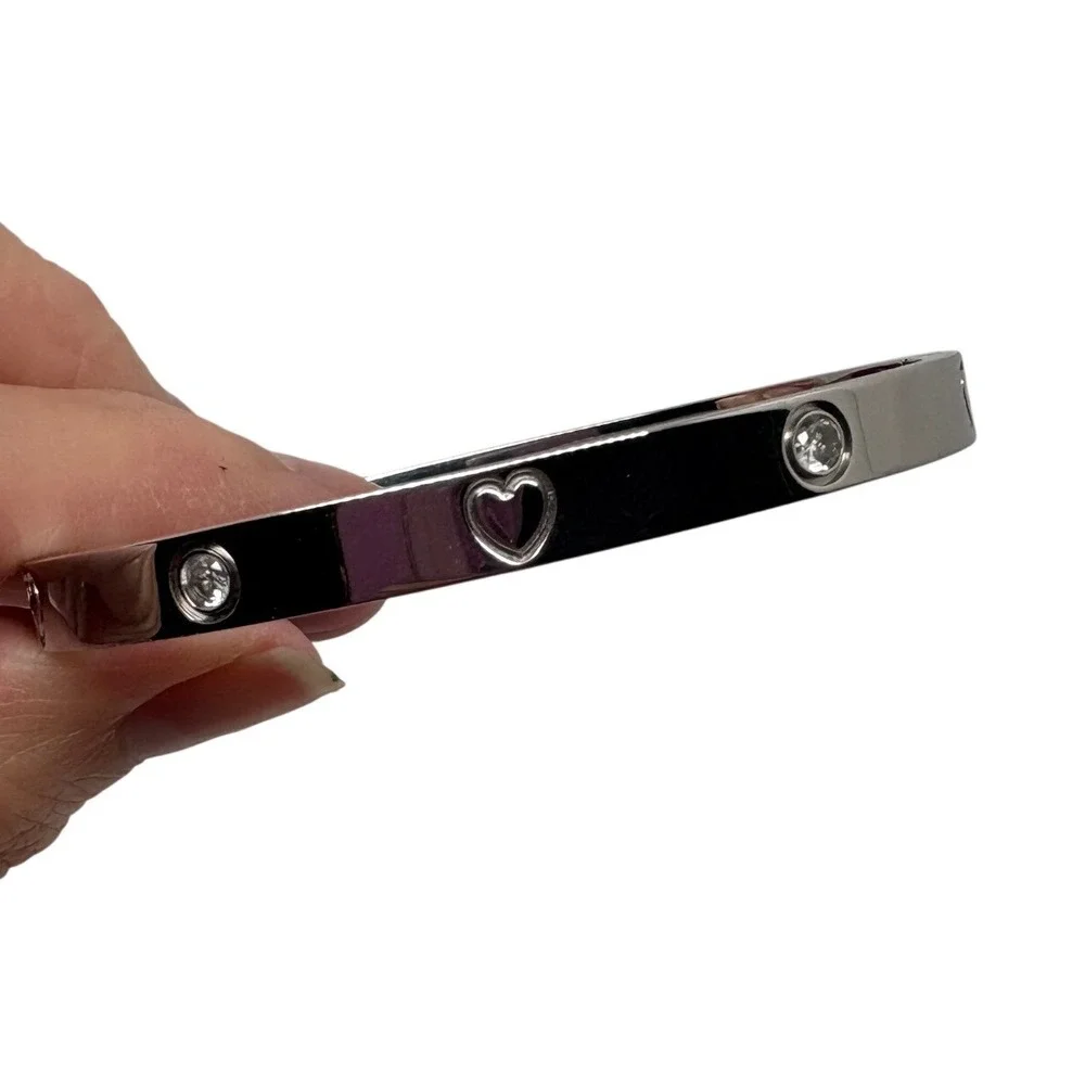 Silver Tone Heart and Crystal Hinged‎ Bangle Bracelet Polished Oval Cuff